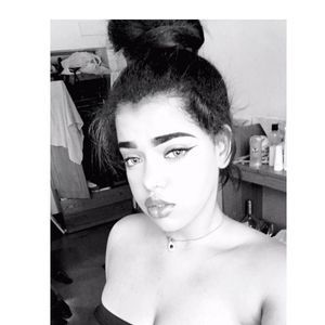 Meet your Posher, Lea