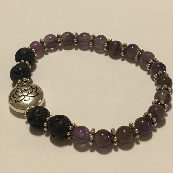 Aroma therapy bracelet. - Picture 2 of 3