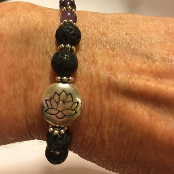 Aroma therapy bracelet. - Picture 3 of 3