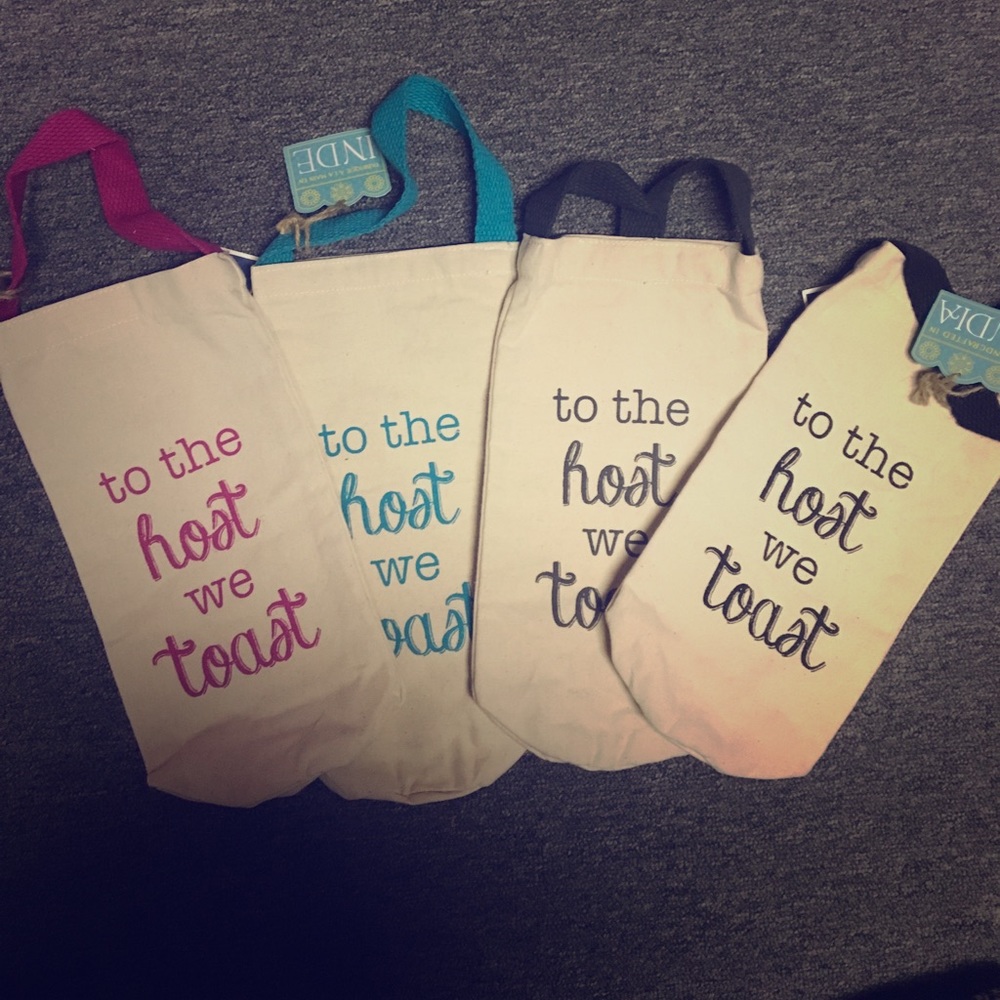 Adorable gift bags! "To the host we toast"