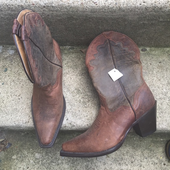 J. B. Dillon Western Boots - Picture 1 of 6