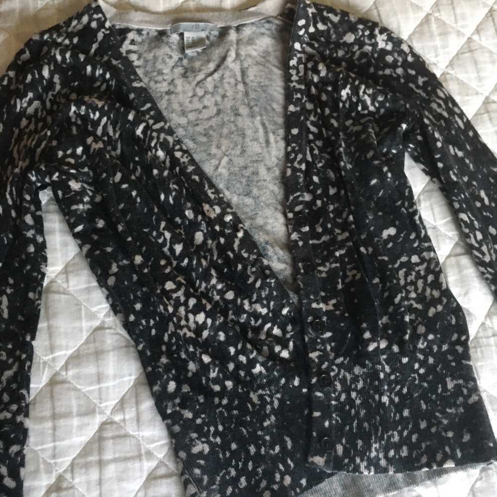 H&M patterned button up cardigan