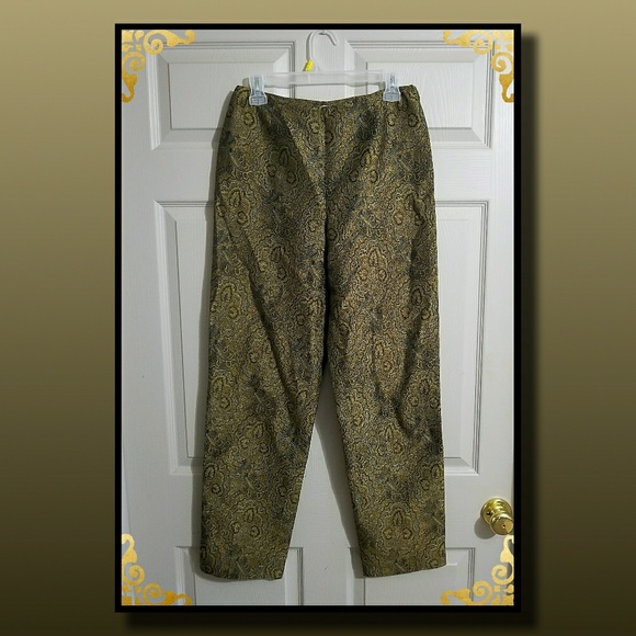 Classy Straight-legged Pants with Unique Pattern - Picture 1 of 2