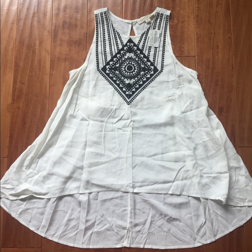 Love Stitch - Embroidered top