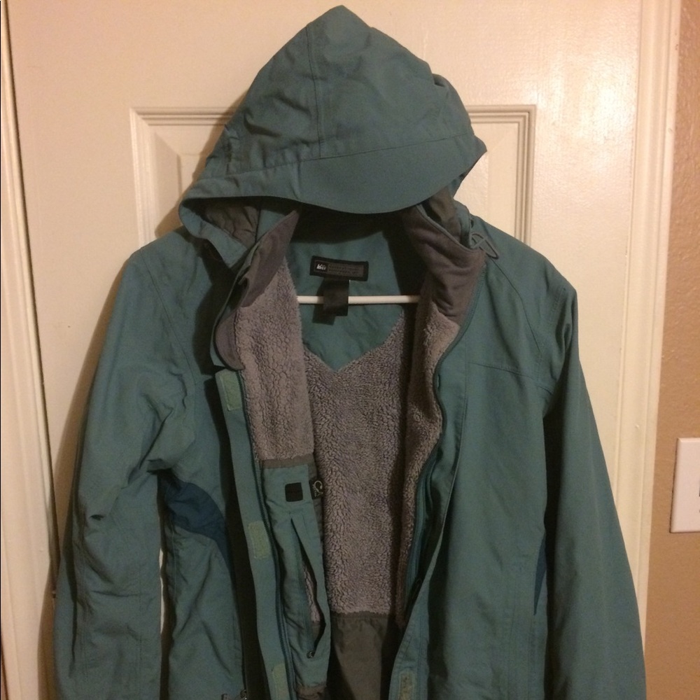 Rei rain coat