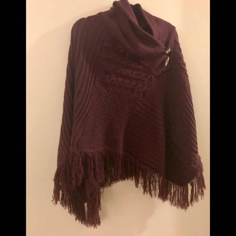 Burgundy Sweater Poncho! Like New!!! Size S/M