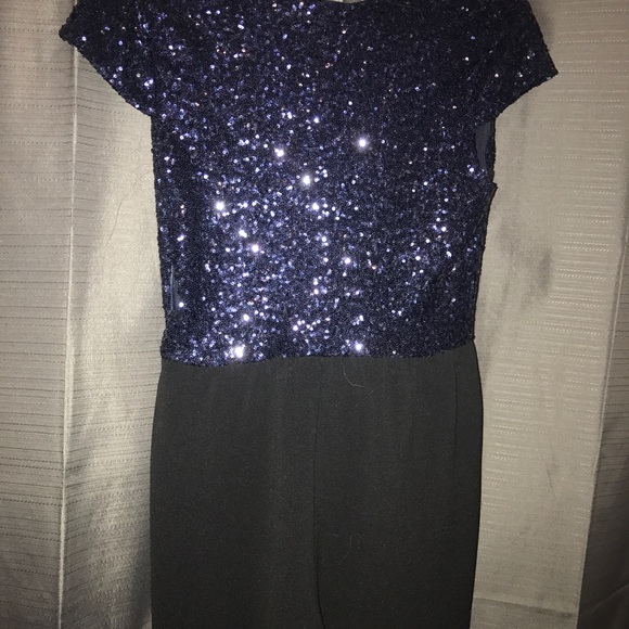 Sequin blue and black romper with POCKETS! 💙 - Picture 4 of 5