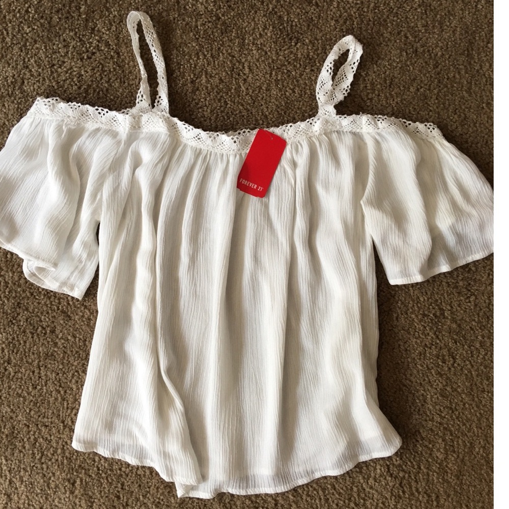 NWT off the shoulder Shirt