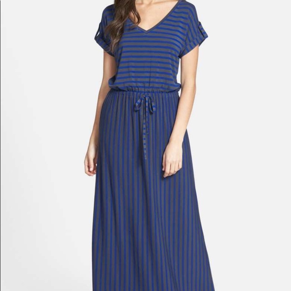 Caslon v neck maxi dress