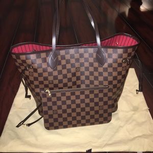 Louis Vuitton Neverfull MM