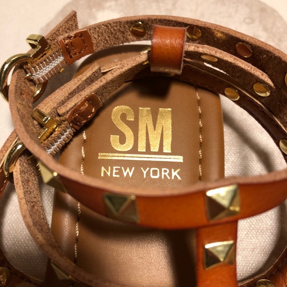 NWT SIZE 6 TAN SANDALS - Picture 4 of 6