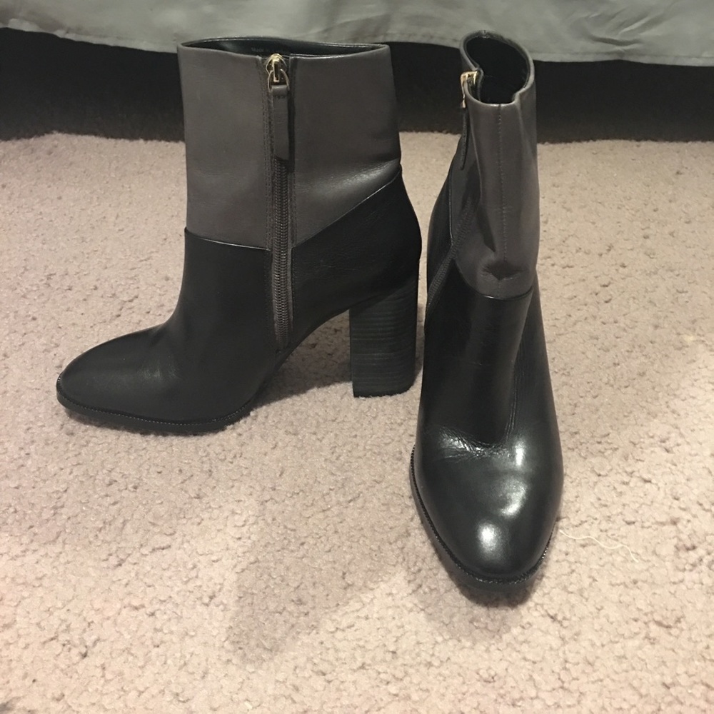 Never Worn!!!!!!! Aldo bootie