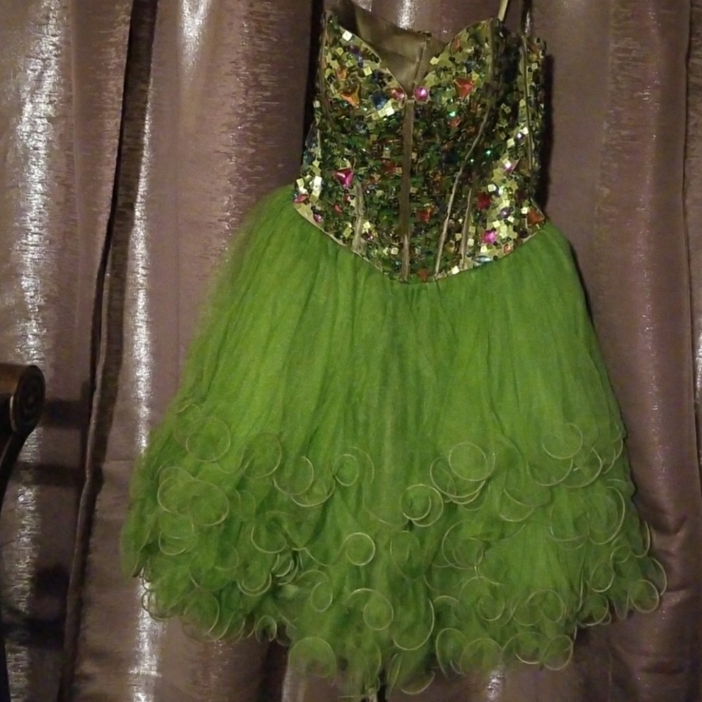 Homecoming dress