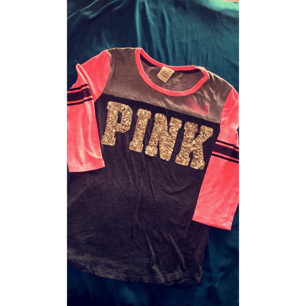 VS PINK tee