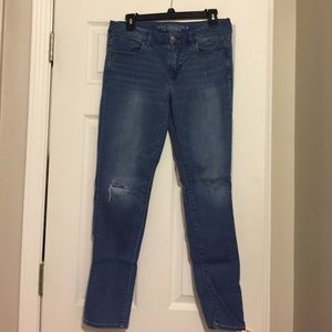 🦅American Eagle women’s skinny jeans 🦅