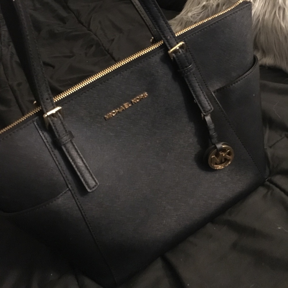 Michael Kors Jet setter tote