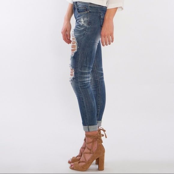 ⭐️⭐️DONATED TO CHARITY⭐️⭐️ 5 FOR $25⭐️ - Picture 2 of 7