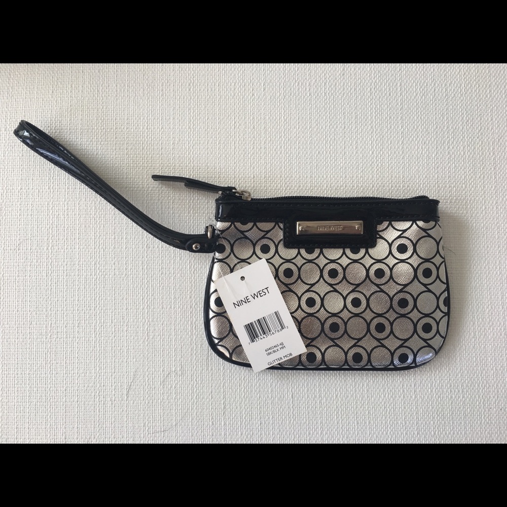 Nine West clutch/wristlet