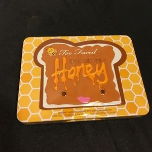 Too Faced Peanut Butter and Honey