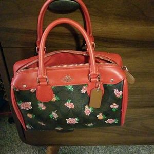 Coach red bag , no damage ,