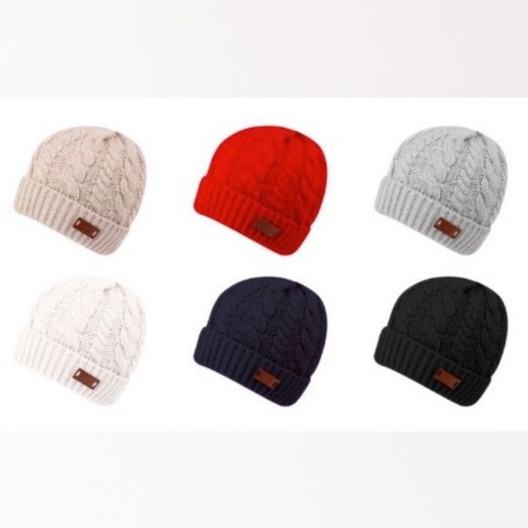 Black Chunky Knit Sherpa Lined Beanie Hat - Picture 2 of 2