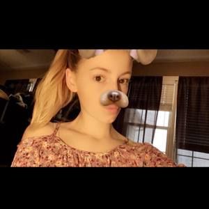 Meet your Posher, Abby