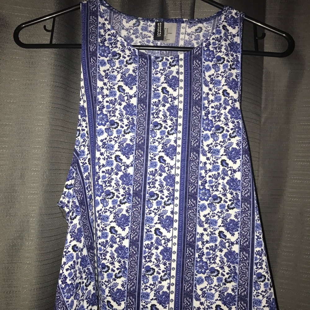 Blue and white crop top