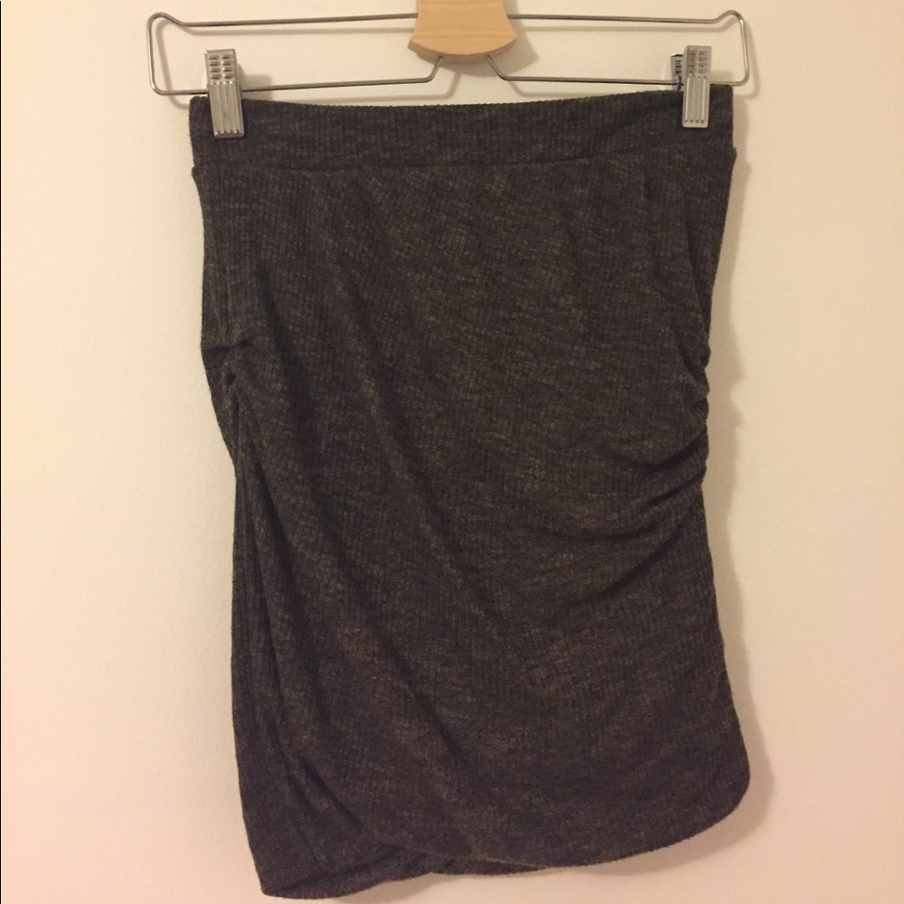 Zara skirt size small. Can be adjusted in length