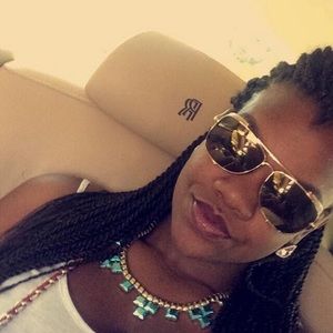 Meet your Posher, Christa