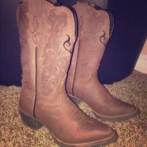 Little girl Justin boots