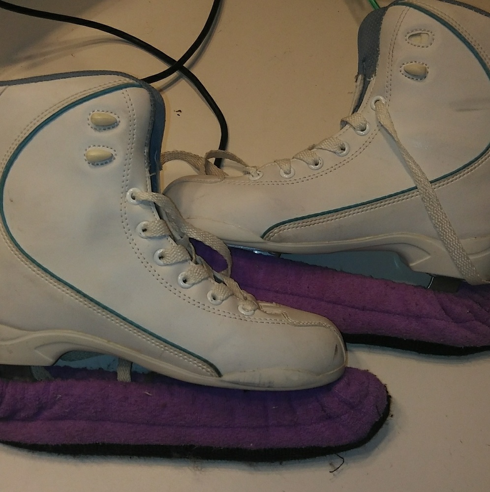 Lake placid ice skates