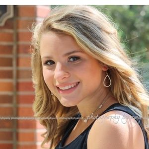 Meet your Posher, Leigha