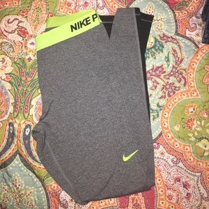 Nike compression leggings