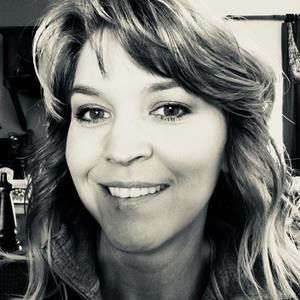 Meet your Posher, Andrea dawn