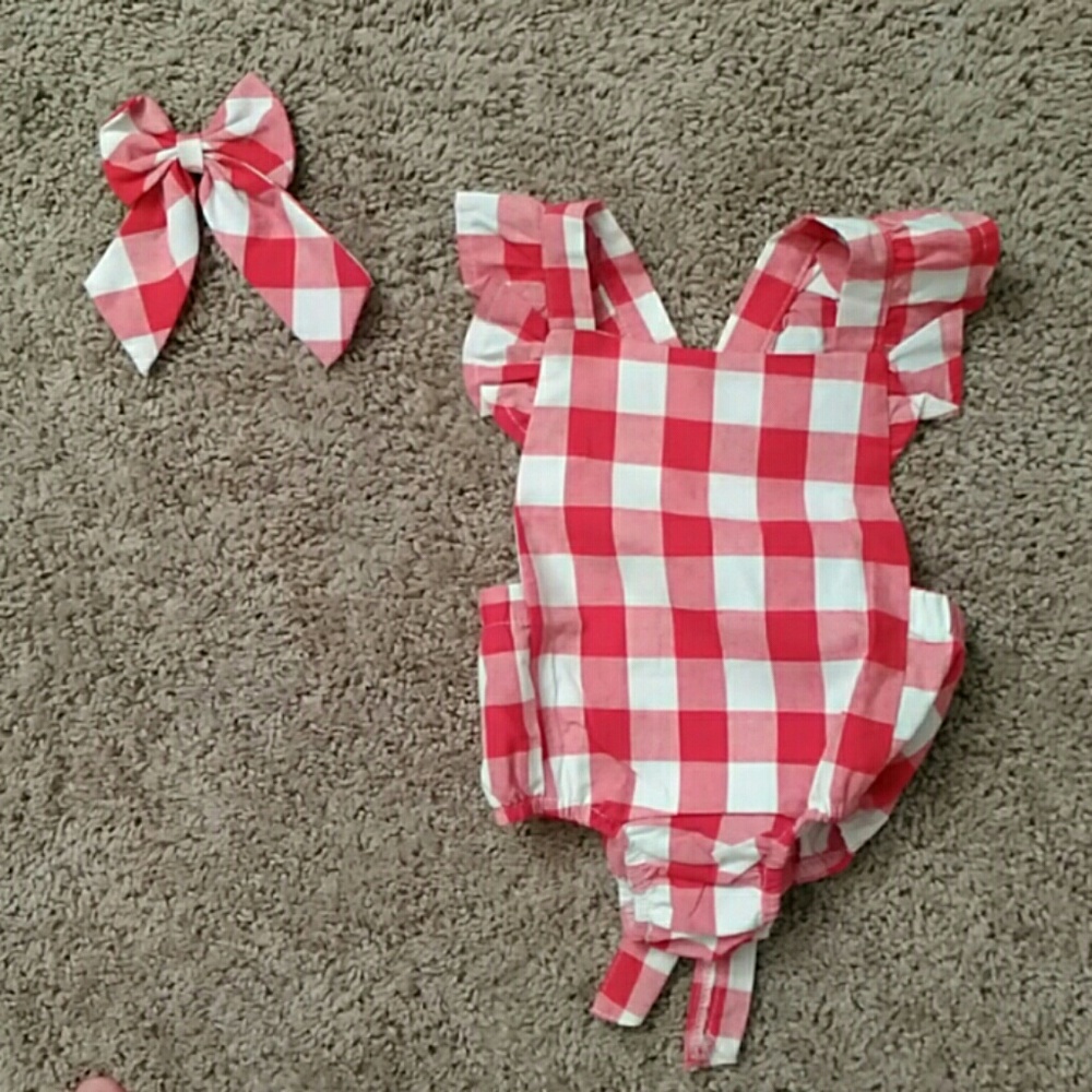 Nwot red and white plaid romper