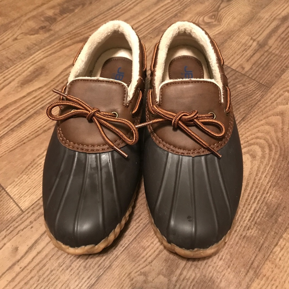 Duck boots! Size 8
