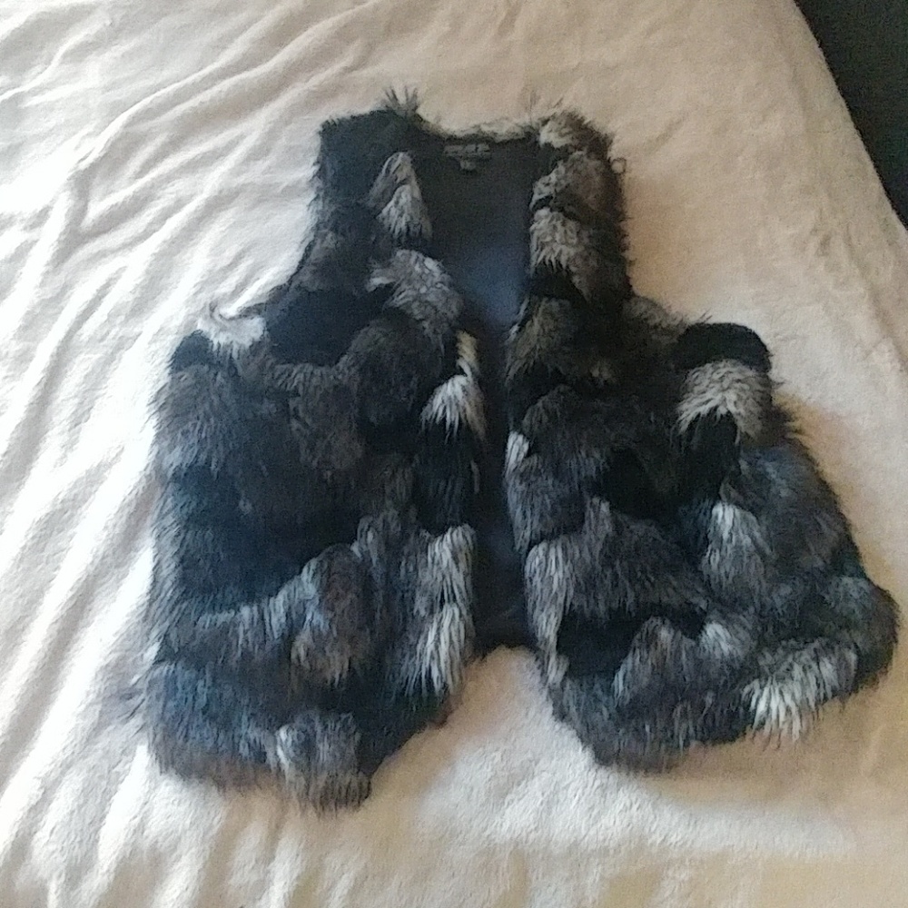 Faux fur vest