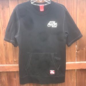 ✨Vintage Nike Air Athletics Short Sweater✨