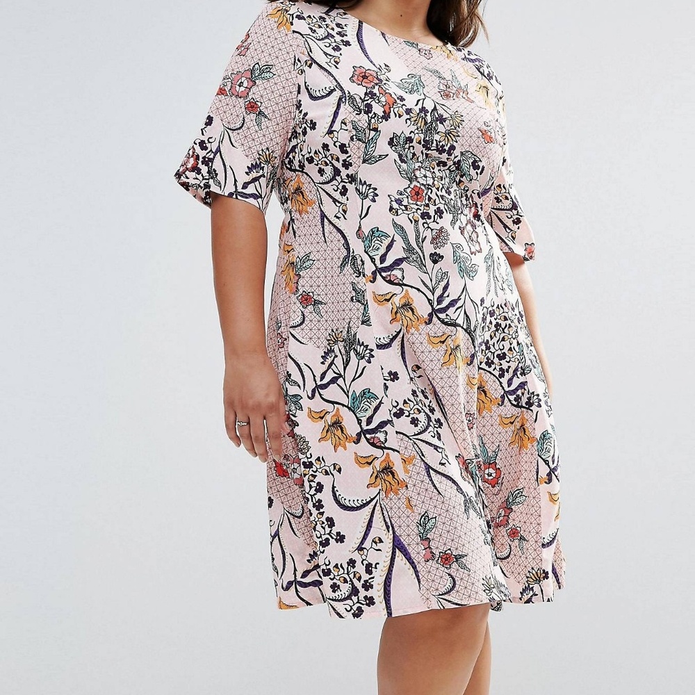 Pink floral dress 💐🌸🌷🌹🌻🌺😍