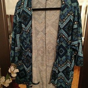 LuLaRoe Lindsay Kimono
