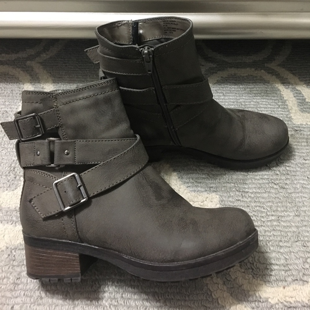 Boots !!! #fallrime 🍁🍂🌾