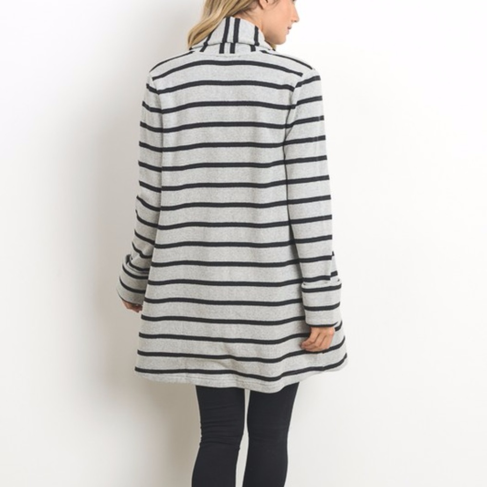 NWT // Grey Striped Sweater Cardigan - Picture 4 of 6