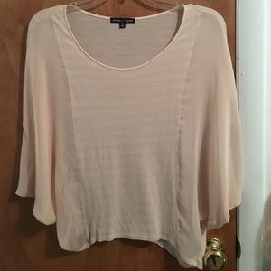 Blush flowy short sleeve top, size small