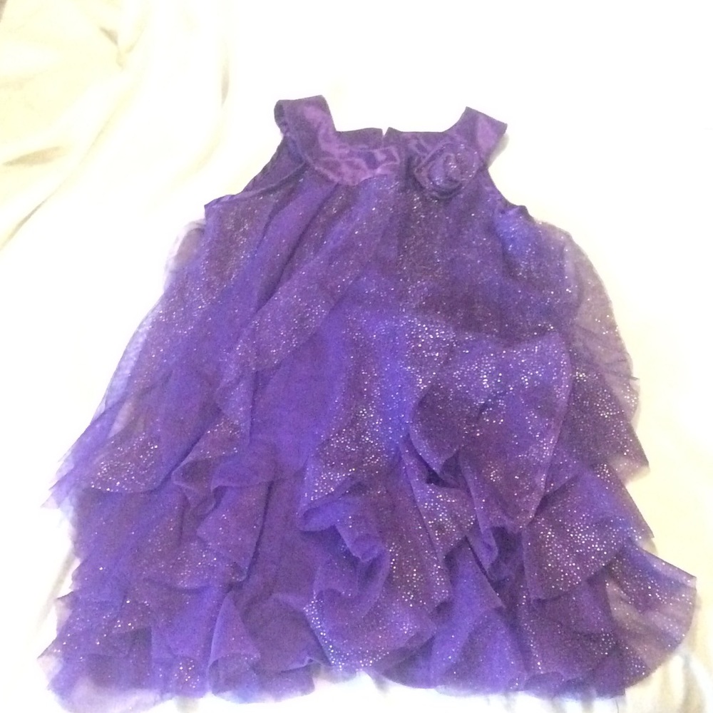 Little girls lacy dress