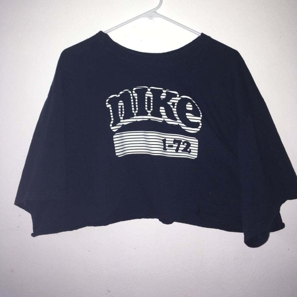 Cropped Nike Vintage Tee