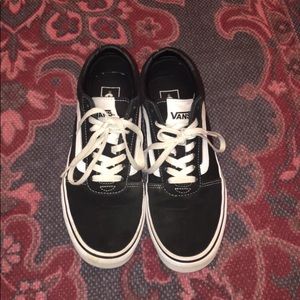 Black Old skool vans!