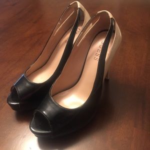 Guess heels 🌼