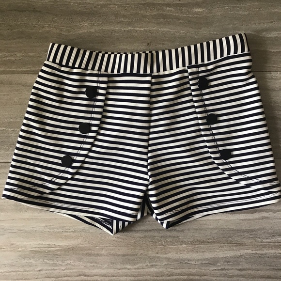 Nautical side button blue and white shorts - Picture 5 of 5