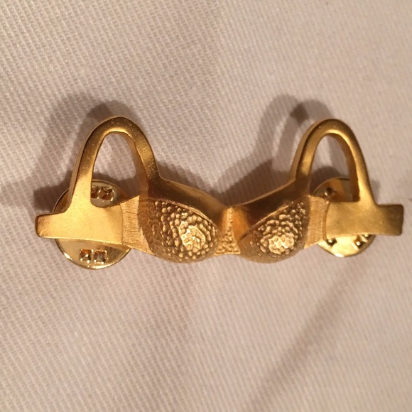 Brooch - Picture 1 of 2