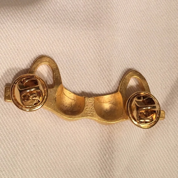 Brooch - Picture 2 of 2